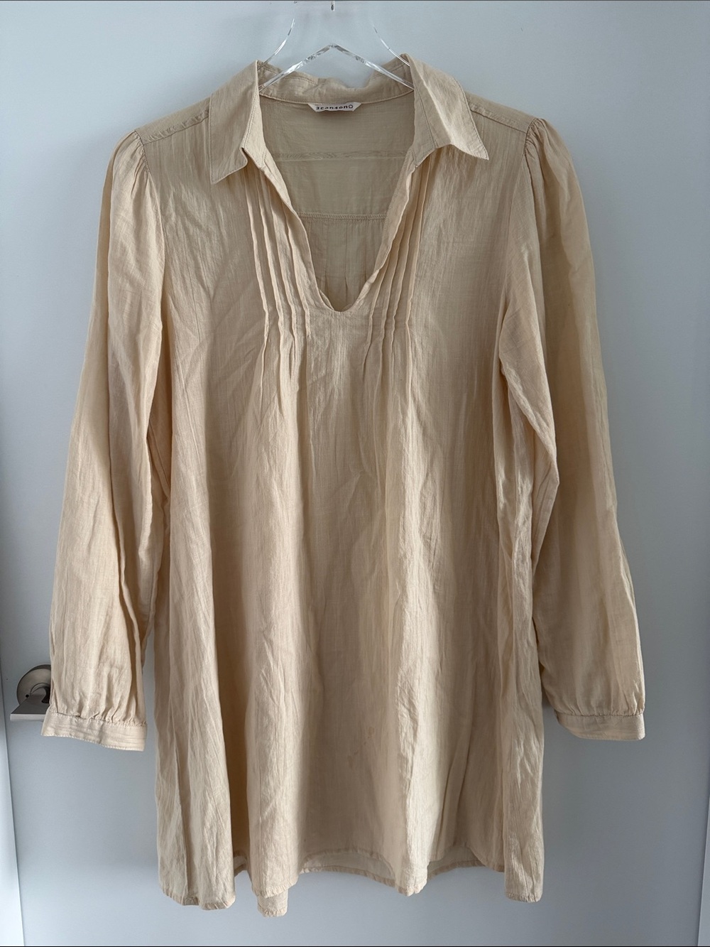 3can4on - Beige Lightweight Tunic Top with Pintuck Detail